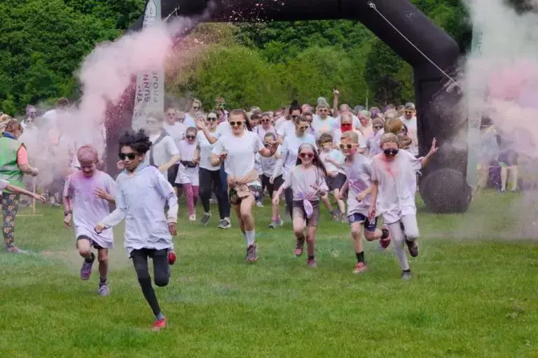 Colour Dash – The Sunnywood Project